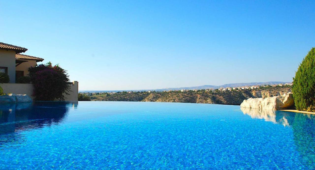Modern Apartment Nz11 Large Balconies With Sea And Mountain Views Kouklia Exterior foto