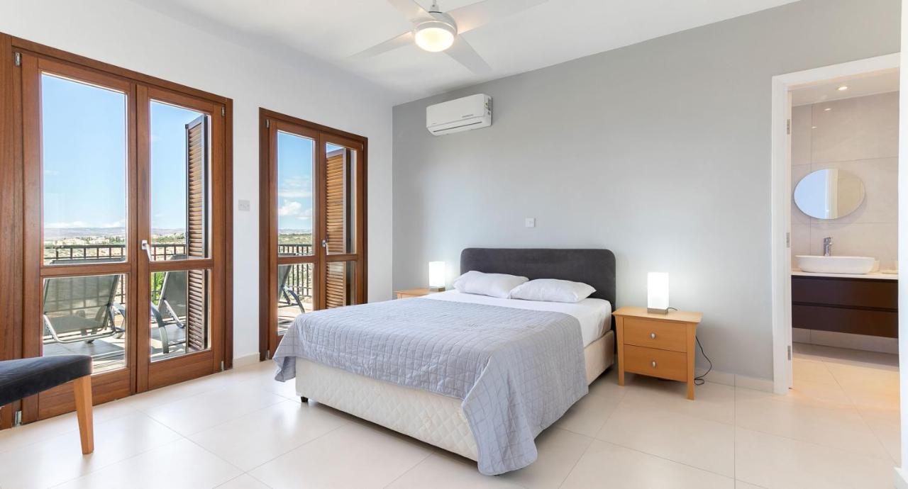 Modern Apartment Nz11 Large Balconies With Sea And Mountain Views Kouklia Exterior foto